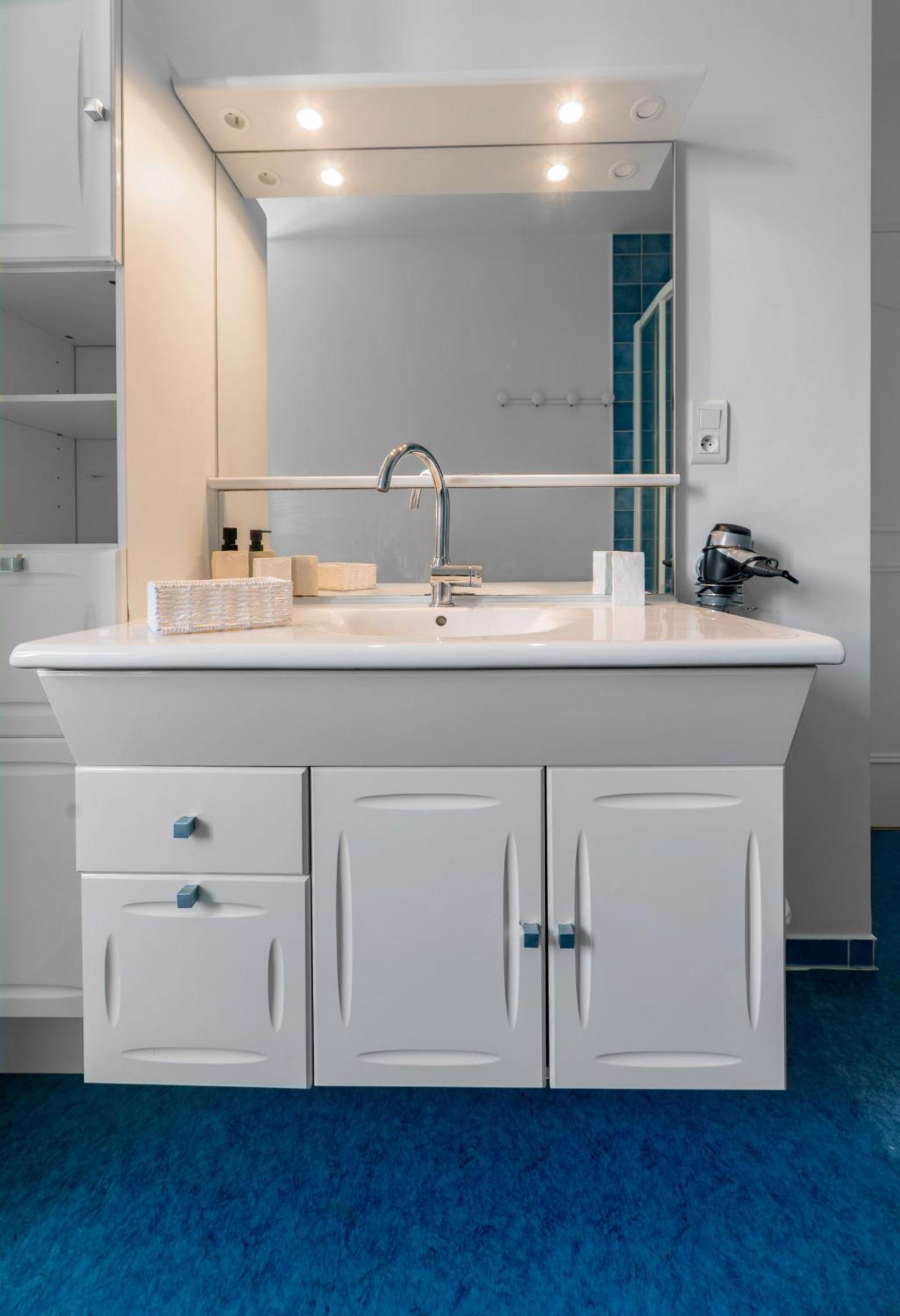 Le Grenet - Appartement Design En Duplex Vichy Bagian luar foto