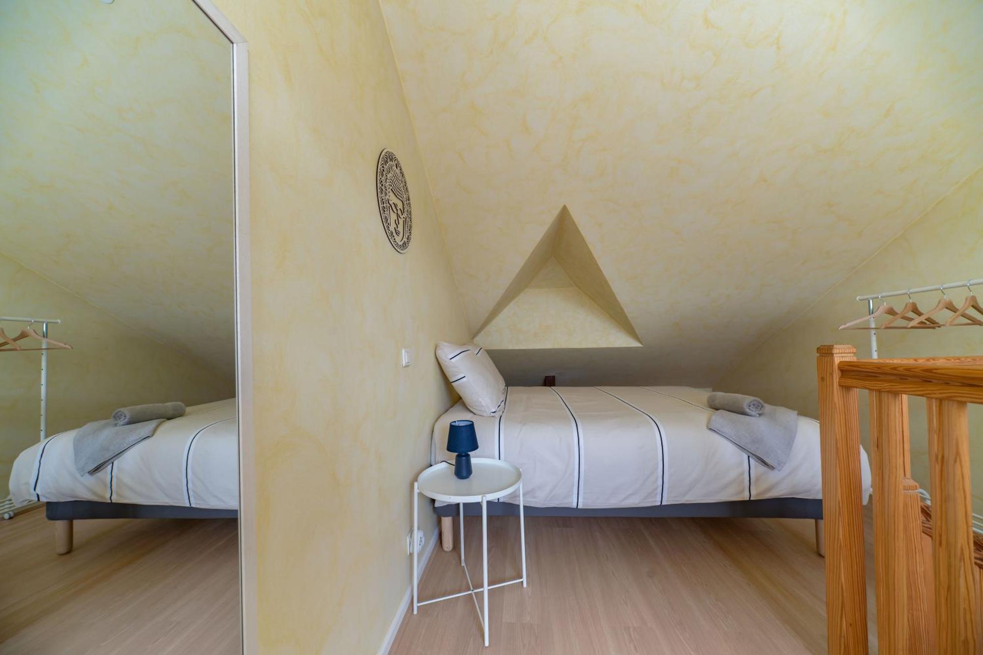 Le Grenet - Appartement Design En Duplex Vichy Bagian luar foto