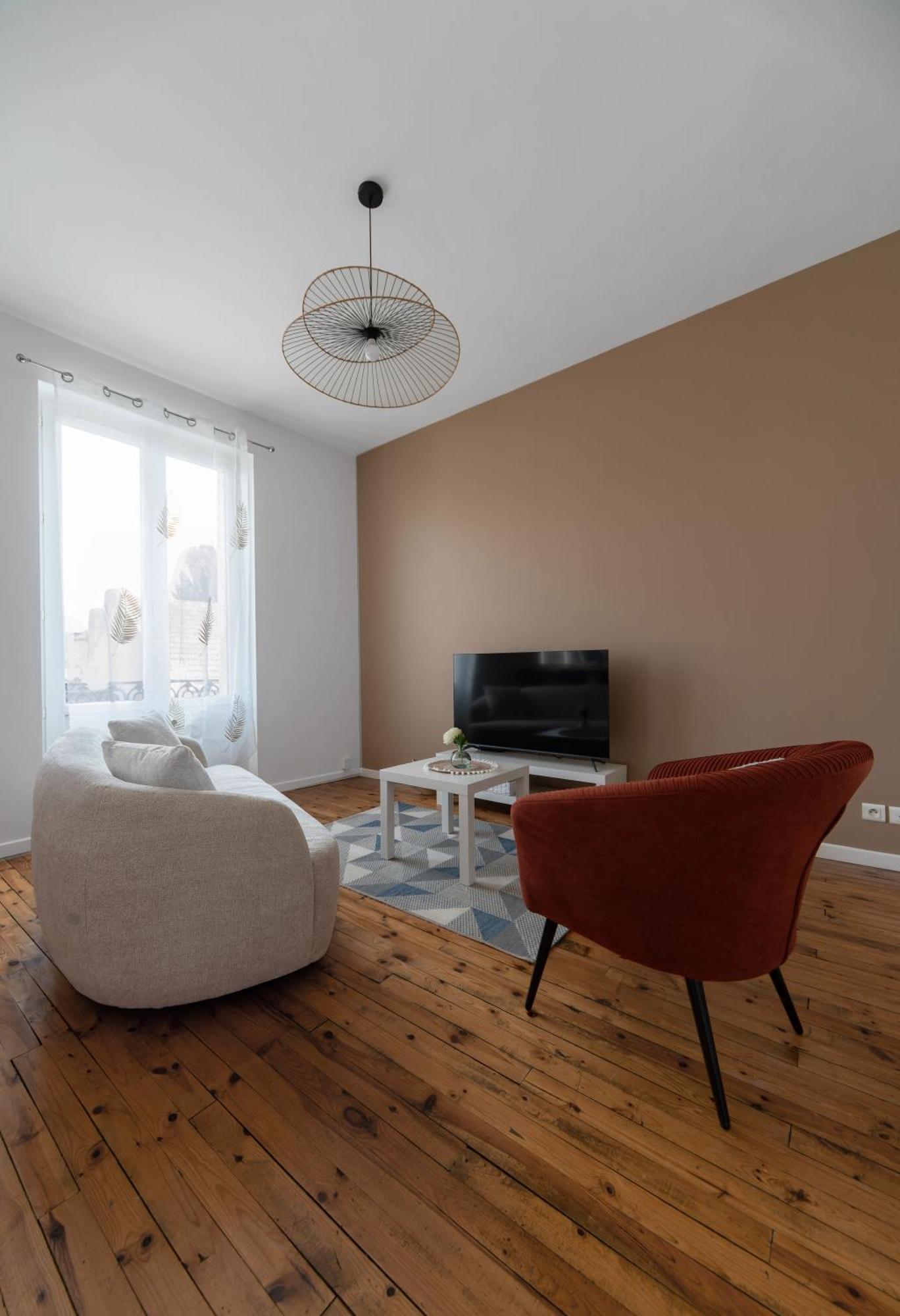 Le Grenet - Appartement Design En Duplex Vichy Bagian luar foto