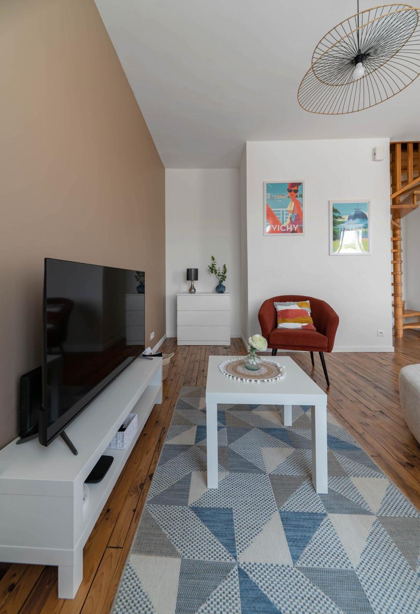 Le Grenet - Appartement Design En Duplex Vichy Bagian luar foto