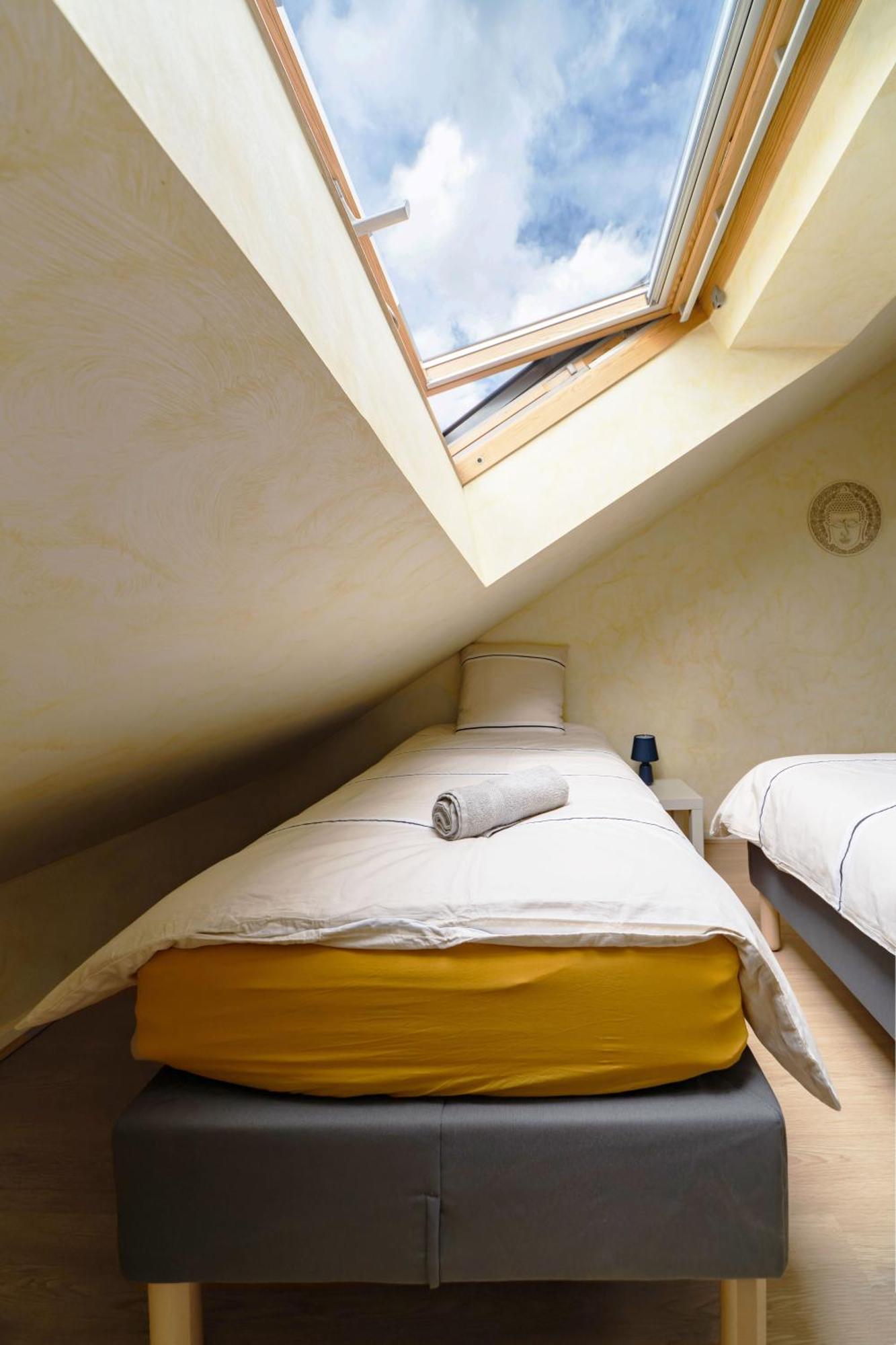 Le Grenet - Appartement Design En Duplex Vichy Bagian luar foto