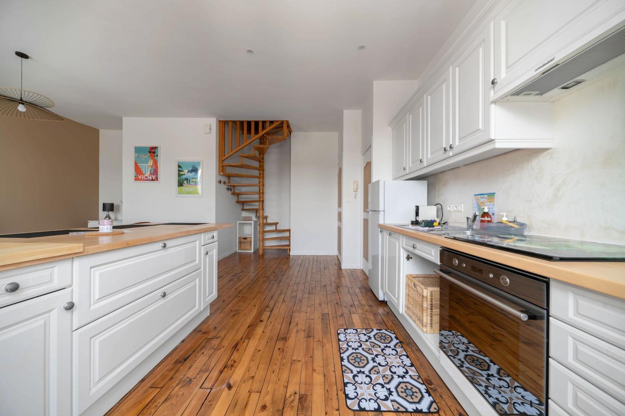 Le Grenet - Appartement Design En Duplex Vichy Bagian luar foto